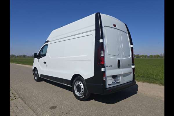 Renault Trafic 2.0 dCi 150 T29 L2 H2 Comfort - 150 Pk - Euro 6 - Airco - Cruise Control - Apple Carplay Android Auto