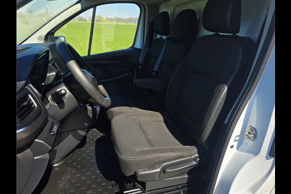 Renault Trafic 2.0 dCi 150 T29 L2 H2 Comfort - 150 Pk - Euro 6 - Airco - Cruise Control - Apple Carplay Android Auto