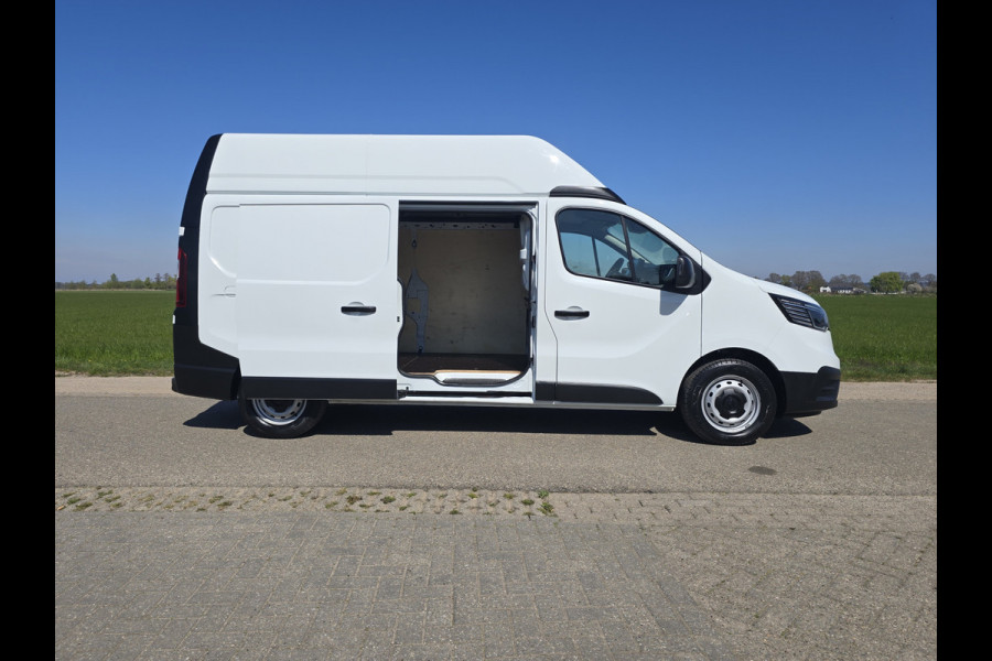 Renault Trafic 2.0 dCi 150 T29 L2 H2 Comfort - 150 Pk - Euro 6 - Airco - Cruise Control - Apple Carplay Android Auto