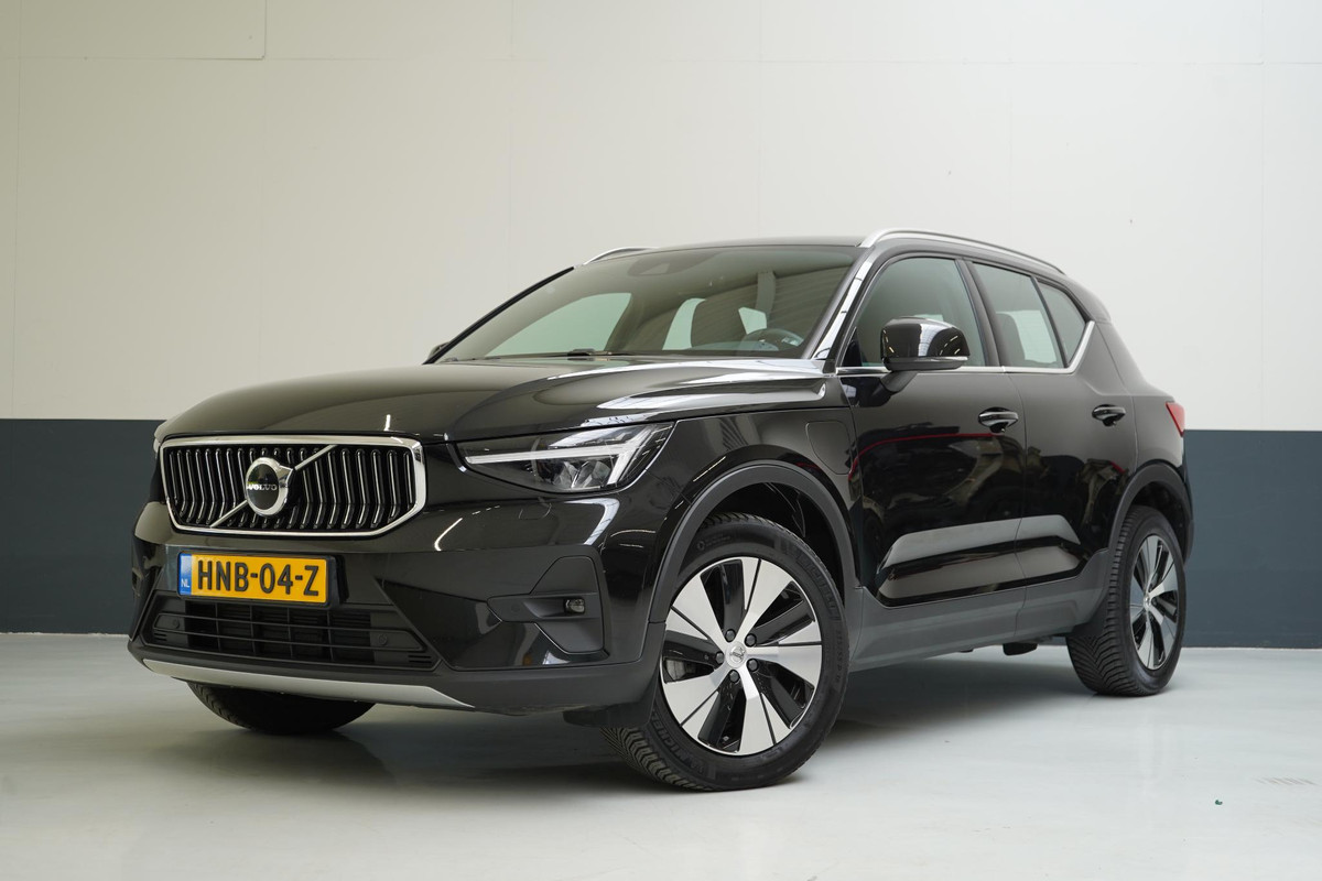 Volvo XC40 1.5 T5 263pk Plug-in hybrid Plus Bright | Memory | Navigatie | Stoelverwarming voor- en achter | Achteruitrijcamera Volvo XC40 1.5 T5 263pk Plug-in hybrid Plus Bright | Memory | Navigatie | Stoelverwarming voor- en achter | Achteruitrijcamera