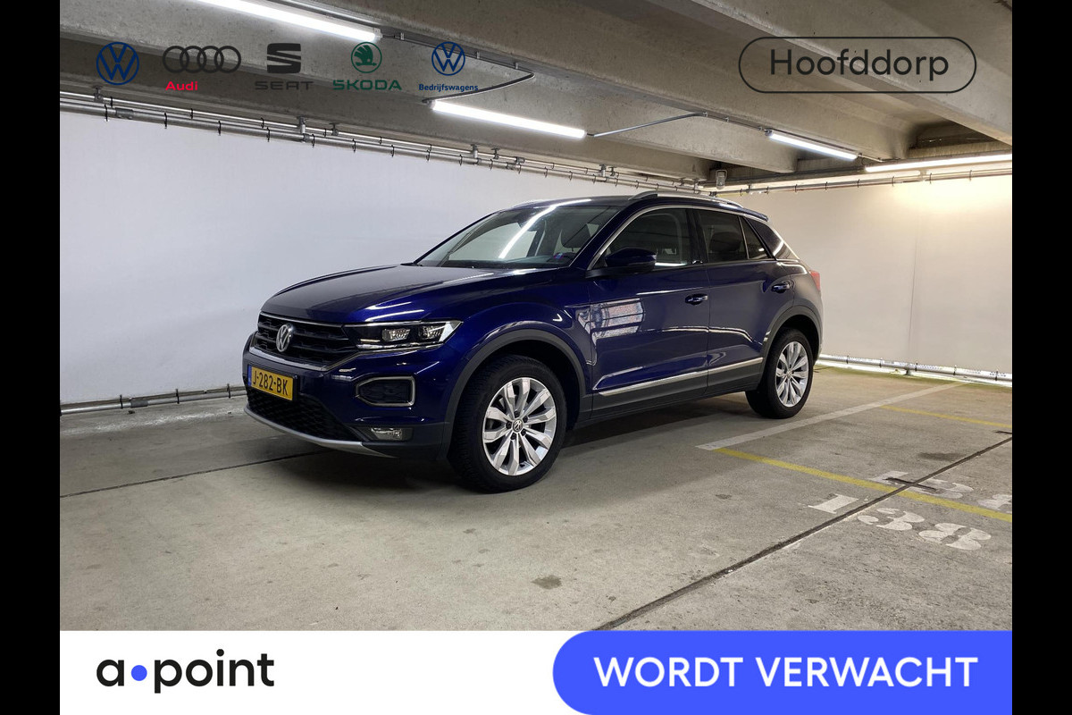 Volkswagen T-Roc 1.5 TSI Sport 150 pk Automaat (DSG) | Navigatie | Parkeersensoren | Achteruitrijcamera | Adaptieve cruise control | LED koplampen | Volkswagen T-Roc 1.5 TSI Sport 150 pk Automaat (DSG) | Navigatie | Parkeersensoren | Achteruitrijcamera | Adaptieve cruise control | LED koplampen |