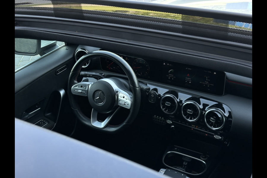 Mercedes-Benz A-Klasse 200 Bns Sol. AMG m2020 Pano/Widescreen/Navi/Pdc/CrControl