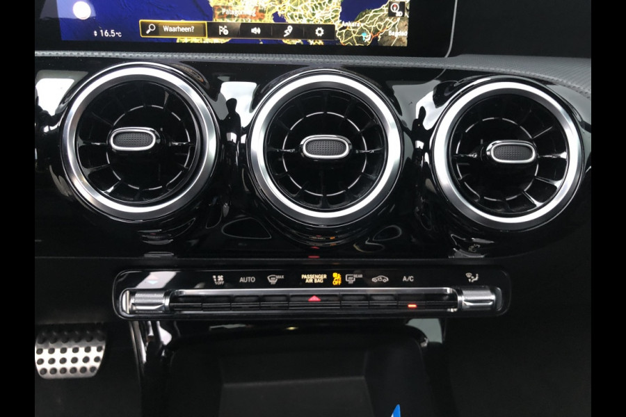 Mercedes-Benz A-Klasse 200 Bns Sol. AMG m2020 Pano/Widescreen/Navi/Pdc/CrControl