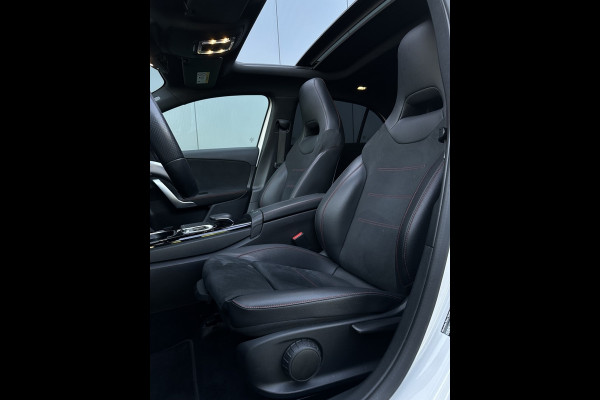 Mercedes-Benz A-Klasse 200 Bns Sol. AMG m2020 Pano/Widescreen/Navi/Pdc/CrControl