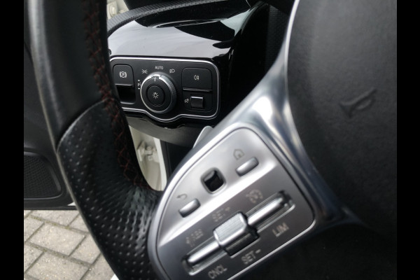 Mercedes-Benz A-Klasse 200 Bns Sol. AMG m2020 Pano/Widescreen/Navi/Pdc/CrControl