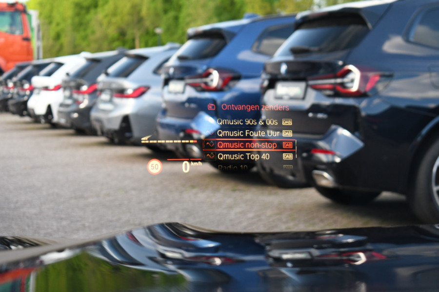 BMW 8 Serie M850i xDrive B&W Stoelvent Soft-Close ACC 360 HUD 4WS