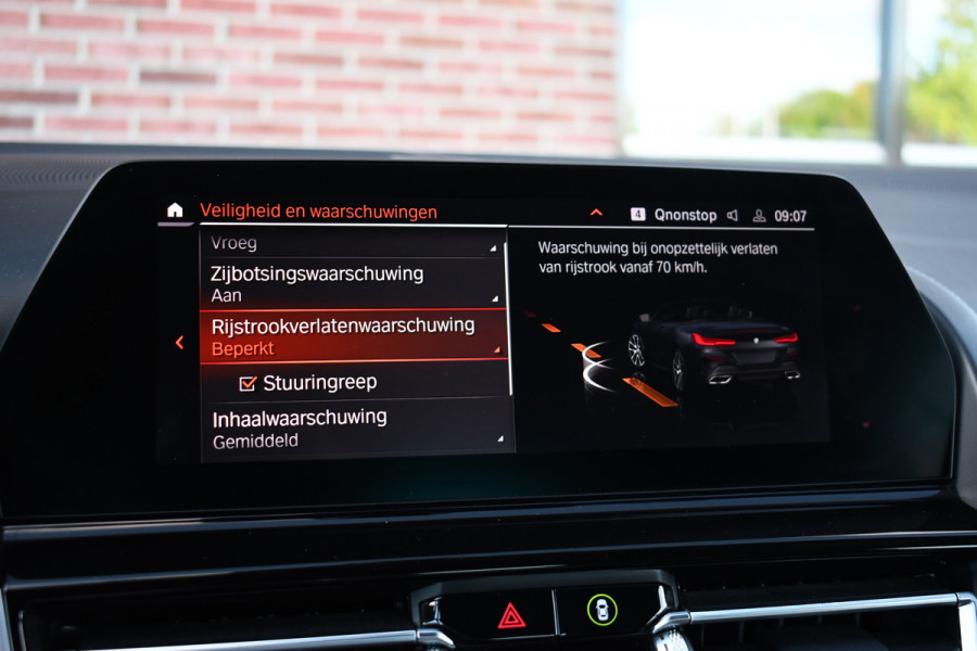BMW 8 Serie M850i xDrive B&W Stoelvent Soft-Close ACC 360 HUD 4WS