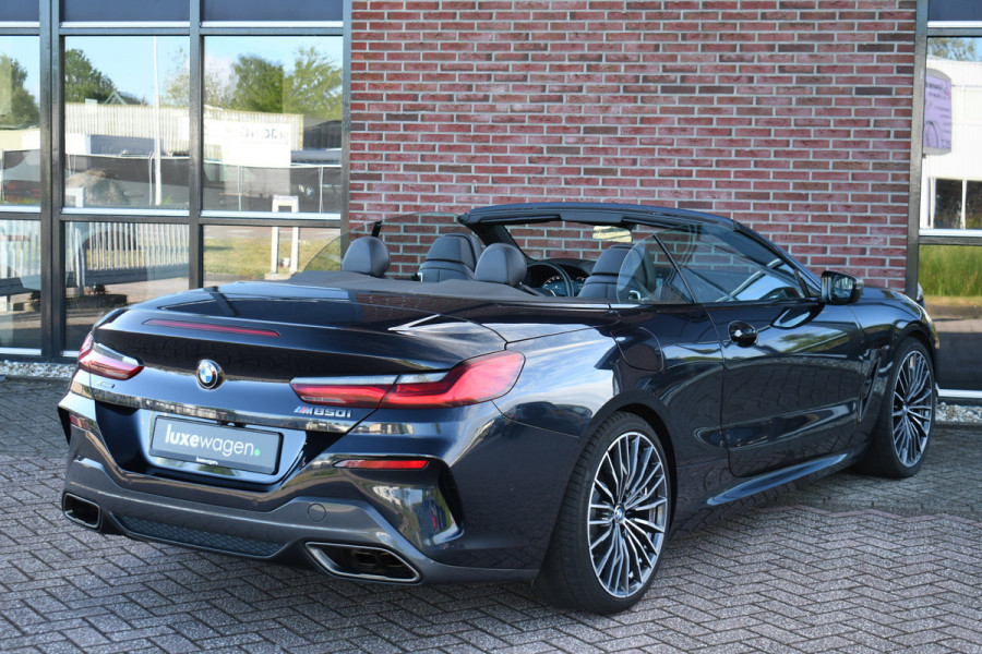 BMW 8 Serie M850i xDrive B&W Stoelvent Soft-Close ACC 360 HUD 4WS