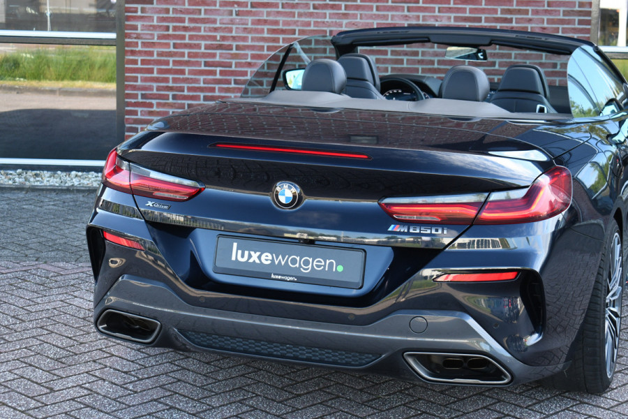 BMW 8 Serie M850i xDrive B&W Stoelvent Soft-Close ACC 360 HUD 4WS