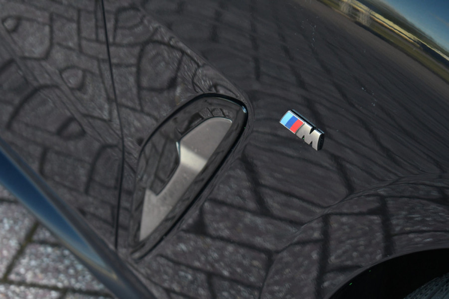 BMW 8 Serie M850i xDrive B&W Stoelvent Soft-Close ACC 360 HUD 4WS