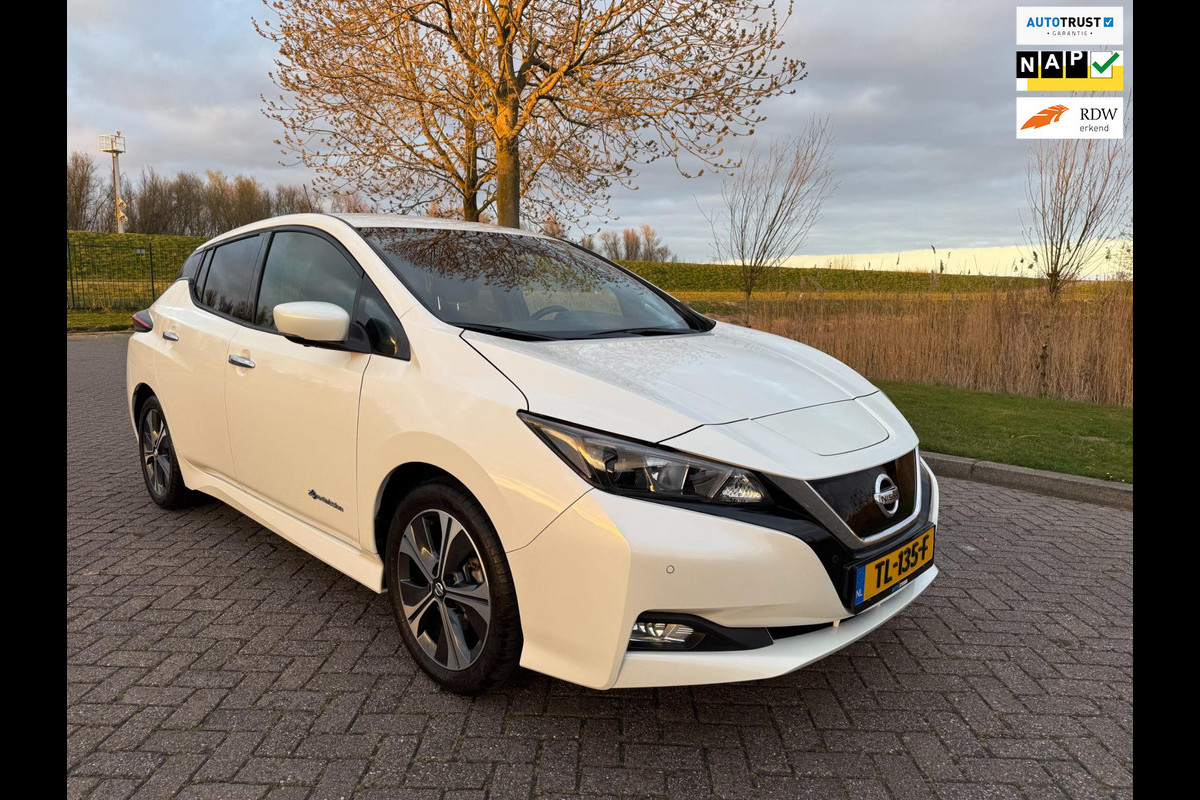 Nissan Leaf N-Connecta 40 kWh Nissan Leaf N-Connecta 40 kWh