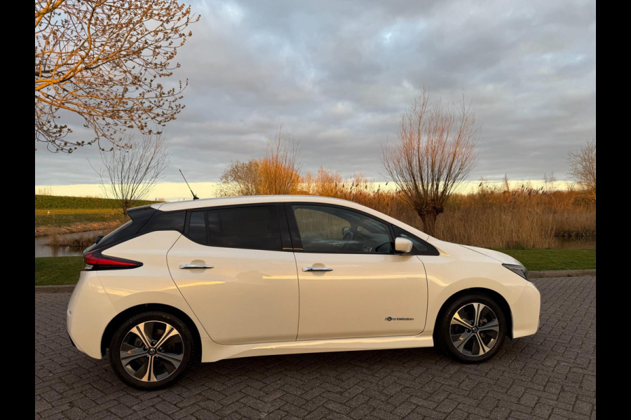 Nissan Leaf N-Connecta 40 kWh