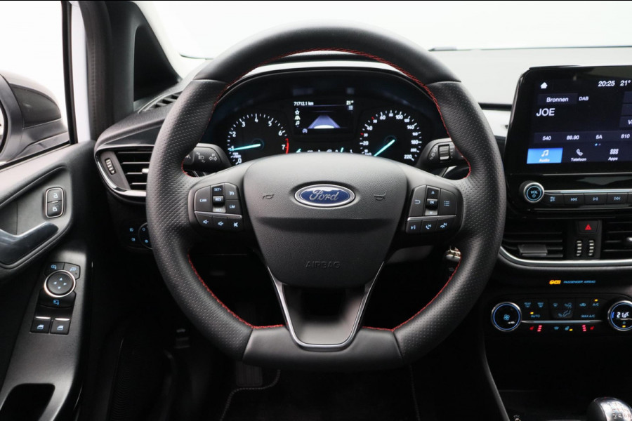 Ford Fiesta 1.0 EcoBoost *Titanium* Carplay Trekhaak Climate-control Cruise