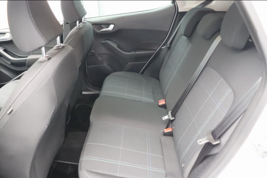 Ford Fiesta 1.0 EcoBoost *Titanium* Carplay Trekhaak Climate-control Cruise