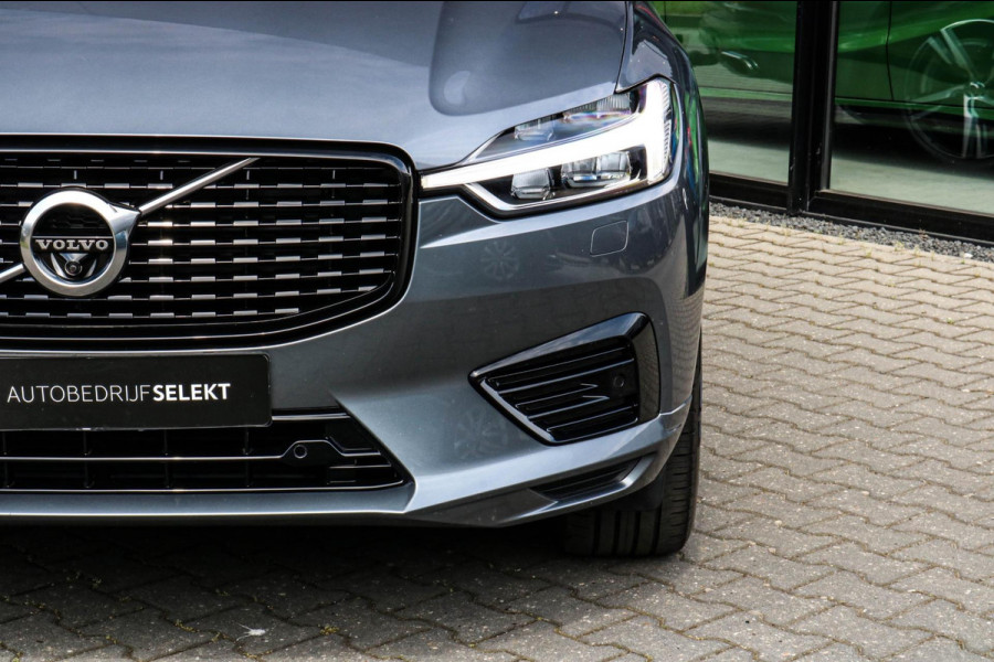 Volvo XC60 2.0 Recharge T8 R-Design - PANO - TREKHAAK - VOL!!!!