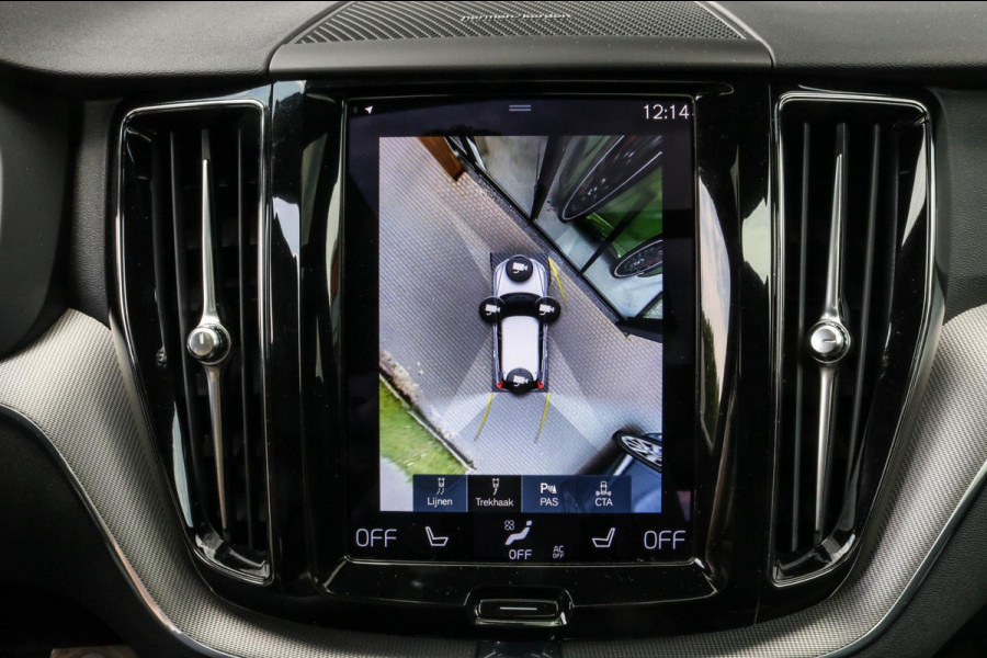 Volvo XC60 2.0 Recharge T8 R-Design - PANO - TREKHAAK - VOL!!!!