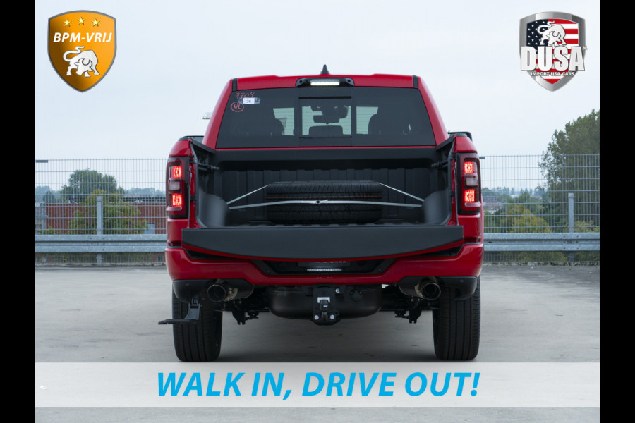 Dodge Ram 1500 | Laramie | Premium Night | 3.0L I6 Hurricane | Crew Cab | 4X4 | Panorama | LPG | 14,4-inch Touchscreen | Passenger Display | INCL BPM-VOORDEEL Getoonde accessoires zijn verkrijgbaar tegen meerprijs