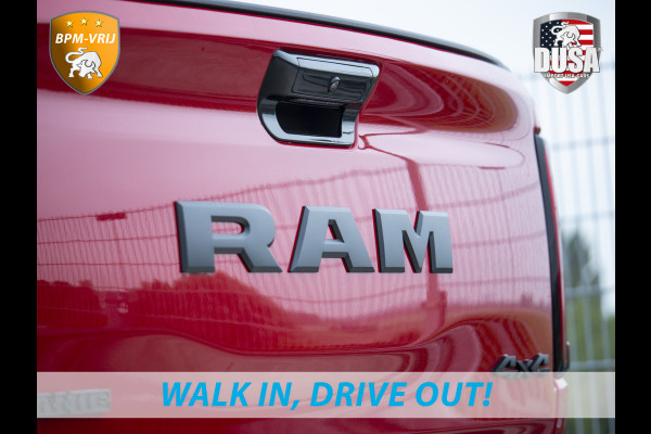 Dodge Ram 1500 | Laramie | Premium Night | 3.0L I6 Hurricane | Crew Cab | 4X4 | Panorama | LPG | 14,4-inch Touchscreen | Passenger Display | INCL BPM-VOORDEEL Getoonde accessoires zijn verkrijgbaar tegen meerprijs