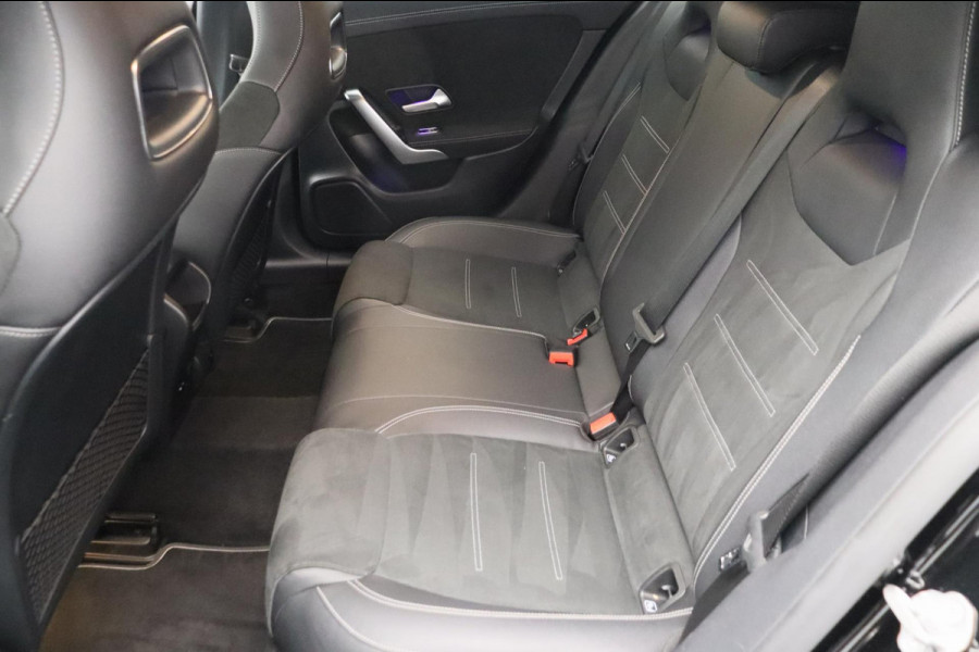 Mercedes-Benz CLA-Klasse Shooting Brake 250 e AMG LINE *FACELIFT* Apple car play Stoelverwarming Camera
