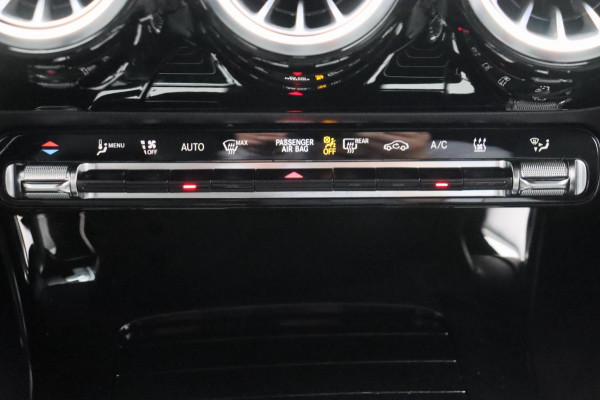 Mercedes-Benz CLA-Klasse Shooting Brake 250 e AMG LINE *FACELIFT* Apple car play Stoelverwarming Camera