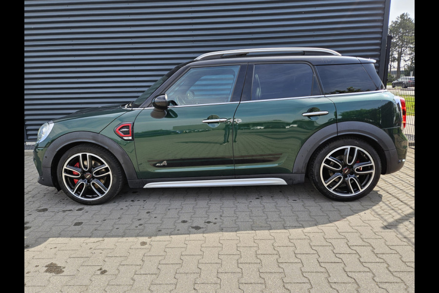 MINI Countryman 2.0 John Cooper Works ALL4 Chili 231pk | Panodak | Adaptive Cruise | Alcantara Sportstoelen | Trekhaak Afn. | Harman Kardon | Apple Carplay | 19"L.M | Camera | Keyless |