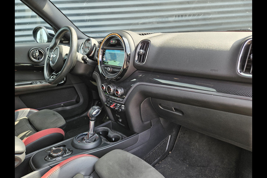 MINI Countryman 2.0 John Cooper Works ALL4 Chili 231pk | Panodak | Adaptive Cruise | Alcantara Sportstoelen | Trekhaak Afn. | Harman Kardon | Apple Carplay | 19"L.M | Camera | Keyless |