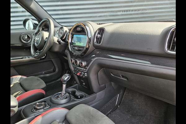 MINI Countryman 2.0 John Cooper Works ALL4 Chili 231pk | Panodak | Adaptive Cruise | Alcantara Sportstoelen | Trekhaak Afn. | Harman Kardon | Apple Carplay | 19"L.M | Camera | Keyless |