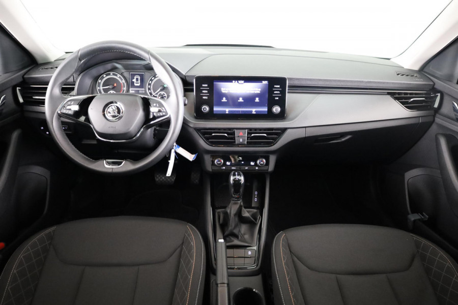 Škoda Kamiq 1.0 TSI Ambition 110 pk Automaat (DSG) | Verlengde garantie | Navigatie via App | Parkeersensoren achter | LED koplampen | Autom. airco |