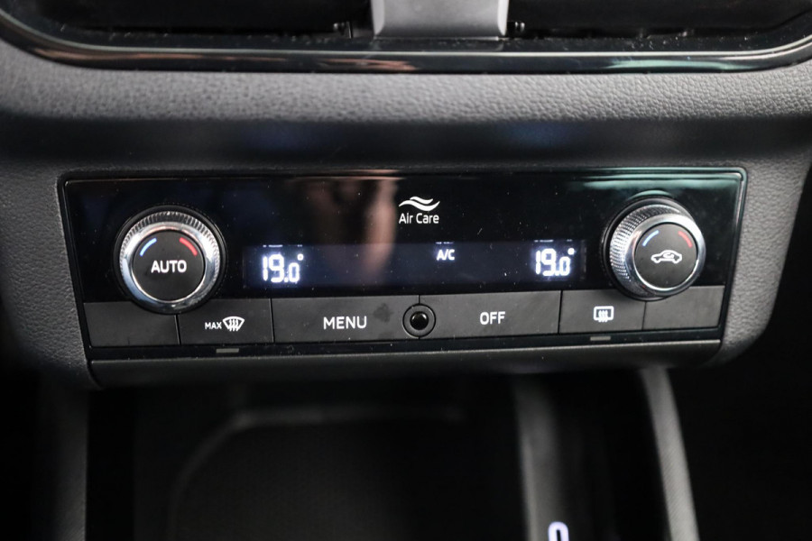 Škoda Kamiq 1.0 TSI Ambition 110 pk Automaat (DSG) | Verlengde garantie | Navigatie via App | Parkeersensoren achter | LED koplampen | Autom. airco |