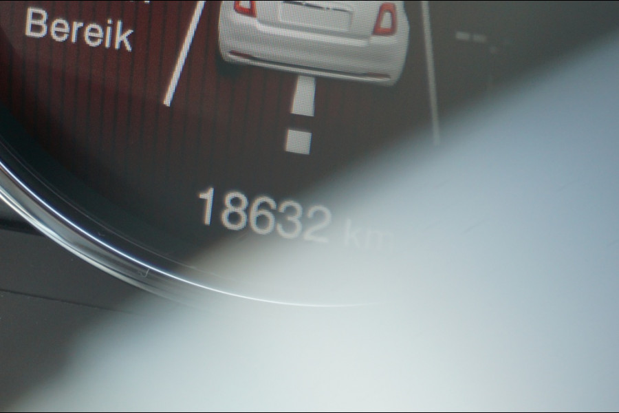 Fiat 500 Hybrid DAB+ | CRUISE | TWO TONE | PARK.SENS | 15'LMV |