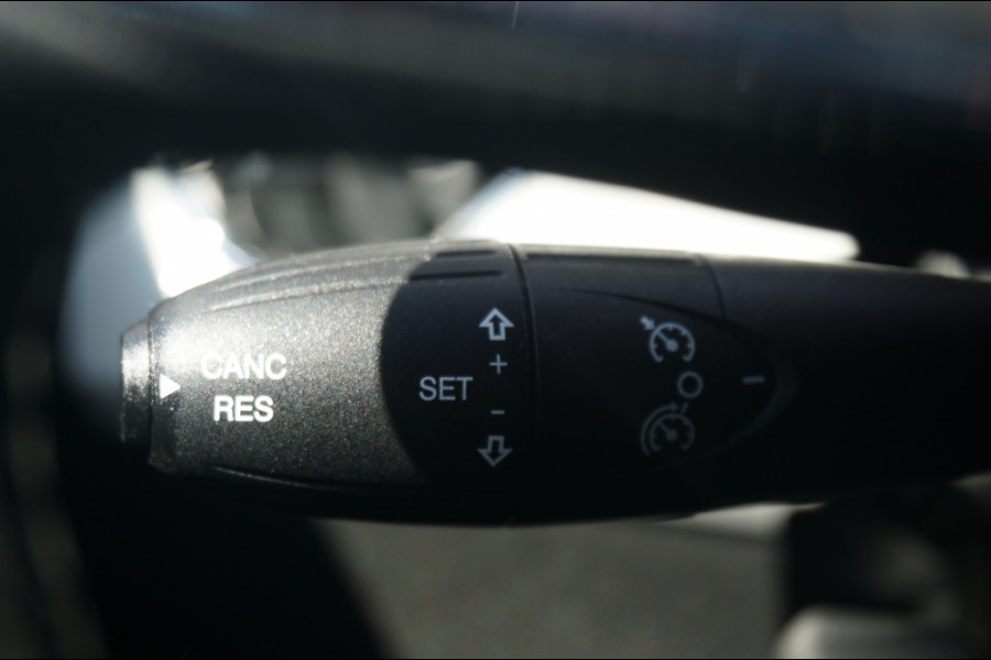 Fiat 500 Hybrid DAB+ | CRUISE | TWO TONE | PARK.SENS | 15'LMV |