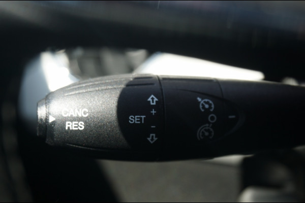 Fiat 500 Hybrid DAB+ | CRUISE | TWO TONE | PARK.SENS | 15'LMV |