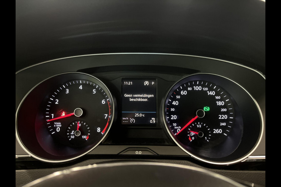 Volkswagen Passat Variant 1.4 TSI ACT Highline Business Automaat | Trekhaak | Winterwielenset