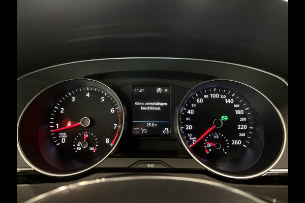 Volkswagen Passat Variant 1.4 TSI ACT Highline Business Automaat | Trekhaak | Winterwielenset