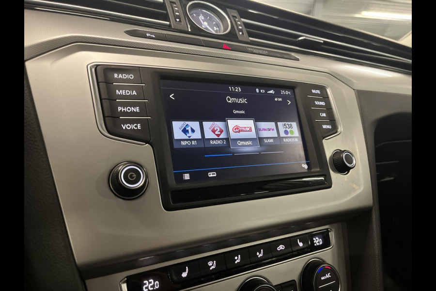 Volkswagen Passat Variant 1.4 TSI ACT Highline Business Automaat | Trekhaak | Winterwielenset