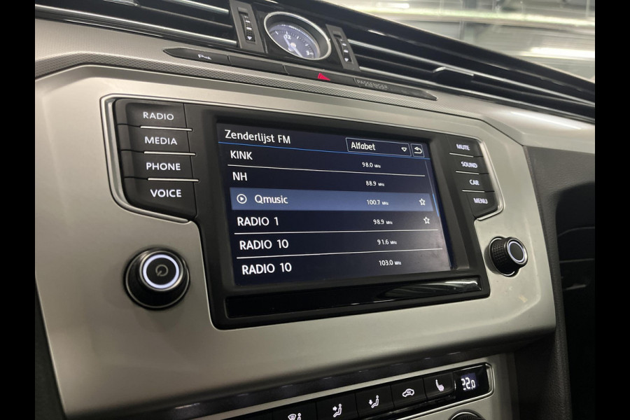 Volkswagen Passat Variant 1.4 TSI ACT Highline Business Automaat | Trekhaak | Winterwielenset