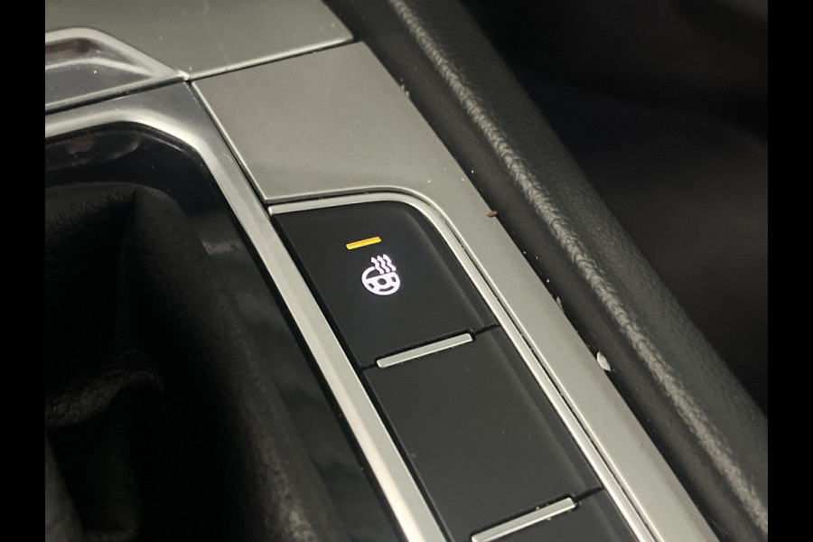 Volkswagen Passat Variant 1.4 TSI ACT Highline Business Automaat | Trekhaak | Winterwielenset