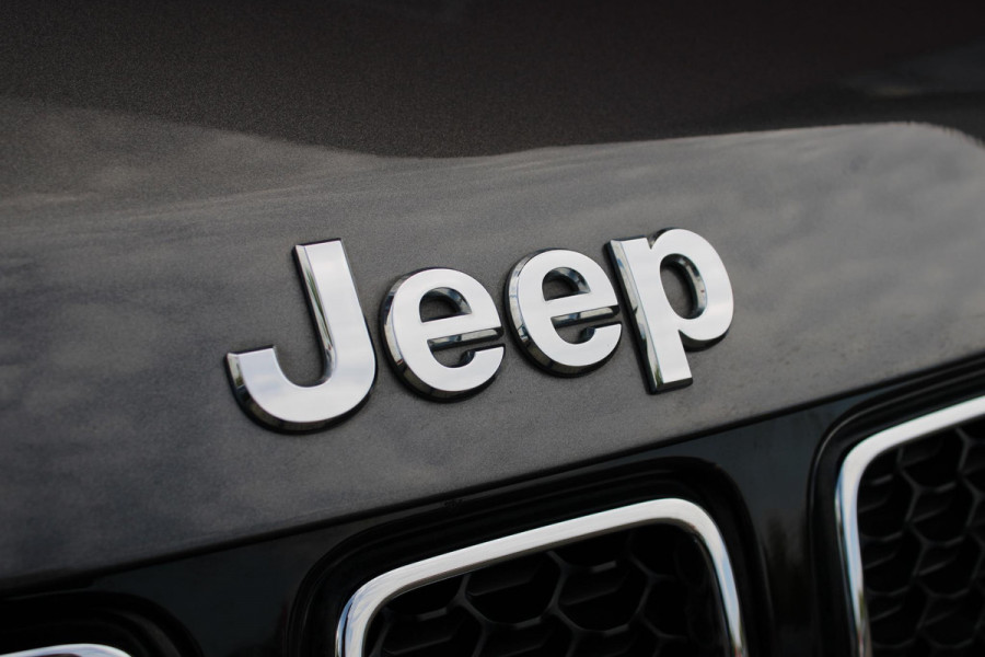 Jeep Compass 1.4 140PK MultiAir LIMITED | AFNEEMBARE TREKHAAK | ELEKTRISCH BEDIENBARE STOELEN MET GEHEUGENFUNCTIE | LEDEREN BEKLEDING | NAVIGATIE | KEYLESS ENTRY/START | CRUISE CONTROL | DAB+ RADIO | ACHTERUITRIJ CAMERA | DODEHOEK DETECTIE | BEATS AUDIO SYSTEM | CLIMATE CONTROL |
