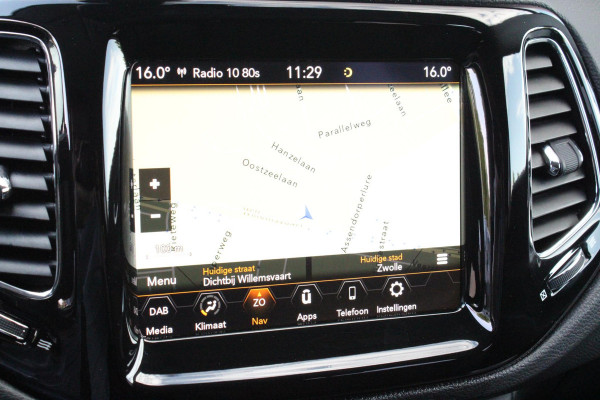 Jeep Compass 1.4 140PK MultiAir LIMITED | AFNEEMBARE TREKHAAK | ELEKTRISCH BEDIENBARE STOELEN MET GEHEUGENFUNCTIE | LEDEREN BEKLEDING | NAVIGATIE | KEYLESS ENTRY/START | CRUISE CONTROL | DAB+ RADIO | ACHTERUITRIJ CAMERA | DODEHOEK DETECTIE | BEATS AUDIO SYSTEM | CLIMATE CONTROL |