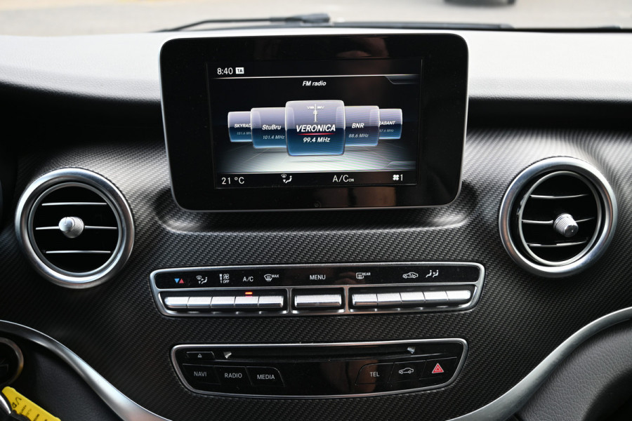 Mercedes-Benz V-Klasse 250d AMG L2 DC Edition Leder, Navigatie met camera, 2500 kg Trekhaak