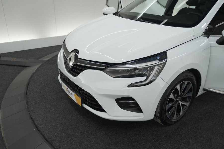 Renault Clio TCe 100 Bi-Fuel Intens | Camera | Navigatie | Parkeersensoren | Apple Carplay