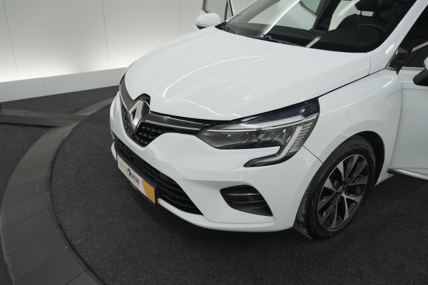 Renault Clio TCe 100 Bi-Fuel Intens | Camera | Navigatie | Parkeersensoren | Apple Carplay