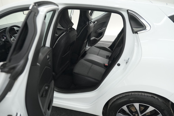 Renault Clio TCe 100 Bi-Fuel Intens | Camera | Navigatie | Parkeersensoren | Apple Carplay