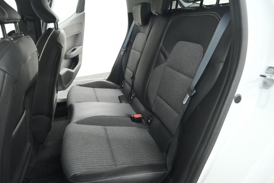 Renault Clio TCe 100 Bi-Fuel Intens | Camera | Navigatie | Parkeersensoren | Apple Carplay
