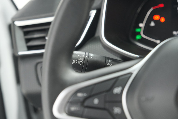 Renault Clio TCe 100 Bi-Fuel Intens | Camera | Navigatie | Parkeersensoren | Apple Carplay