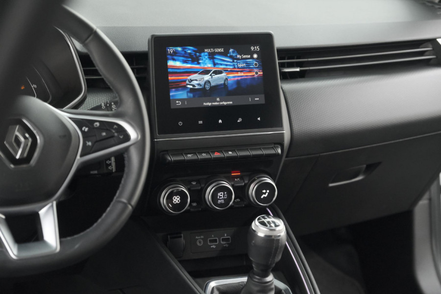 Renault Clio TCe 100 Bi-Fuel Intens | Camera | Navigatie | Parkeersensoren | Apple Carplay