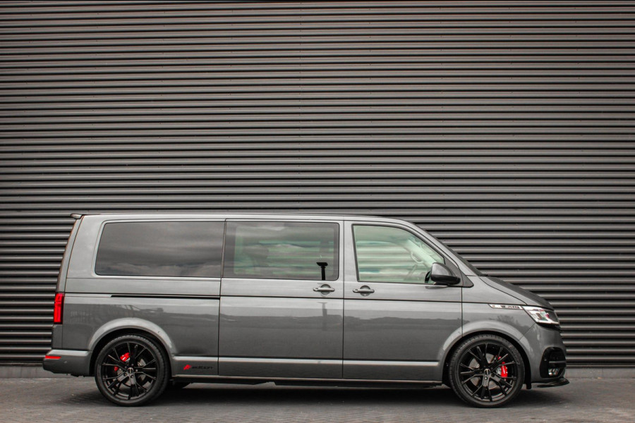 Volkswagen Transporter 2.0 TDI L2H1 30 DC BULLI 199PK DUBBEL CABINE / LEDEREN BEKLEDING / PDC / VERLAGINGSVEREN / 2X SCHUIFDEUR