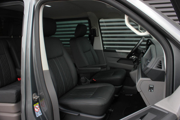 Volkswagen Transporter 2.0 TDI L2H1 30 DC BULLI 199PK DUBBEL CABINE / LEDEREN BEKLEDING / PDC / VERLAGINGSVEREN / 2X SCHUIFDEUR