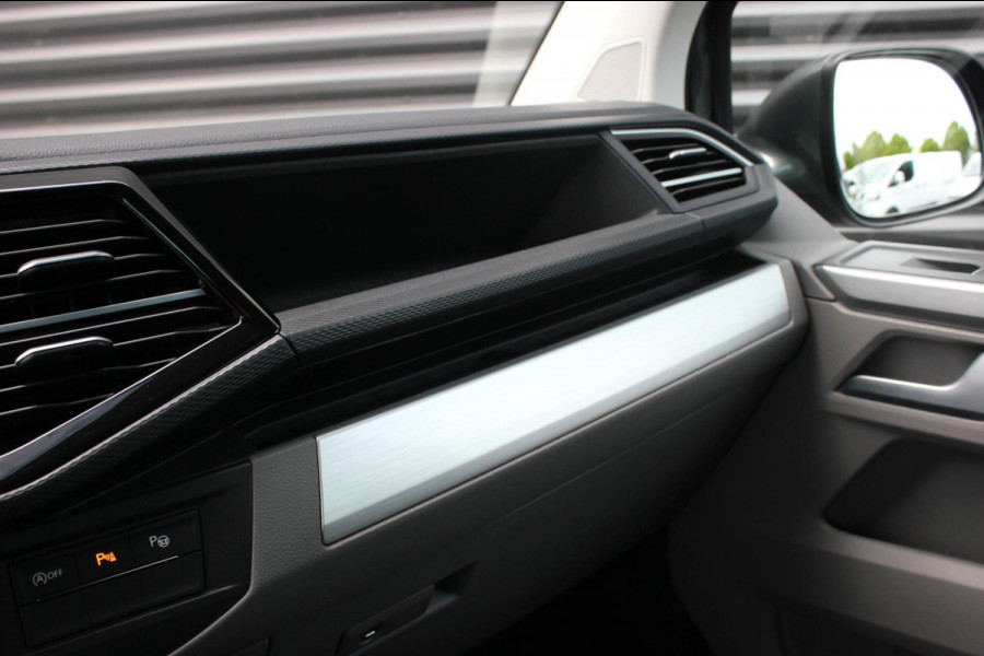 Volkswagen Transporter 2.0 TDI L2H1 30 DC BULLI 199PK DUBBEL CABINE / LEDEREN BEKLEDING / PDC / VERLAGINGSVEREN / 2X SCHUIFDEUR