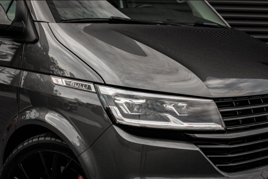 Volkswagen Transporter 2.0 TDI L2H1 30 DC BULLI 199PK DUBBEL CABINE / LEDEREN BEKLEDING / PDC / VERLAGINGSVEREN / 2X SCHUIFDEUR